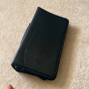 Lippie Book- Medium Case